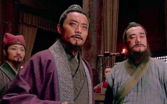 武松一生中最害怕的人是谁？遇到这三个人就走