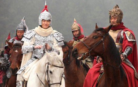 李密为什么没有在瓦岗军强盛时期称帝？他是什么用意