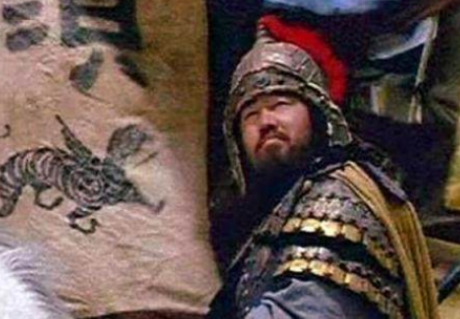 颜良明明比徐晃厉害，为什么武力排名却排在他后面