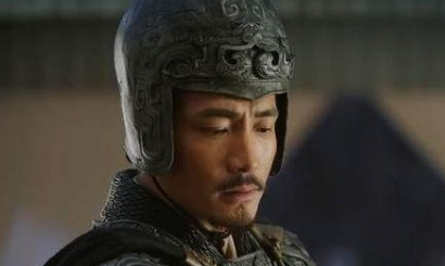 公孙瓒为什么会被一个无名小卒打到？