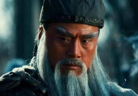 虎牢关会盟关羽如果不出阵，帐中还有谁可以斩华雄？