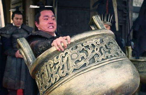 秦武王举鼎真的“可笑”吗？秦武王为什么坚持要举鼎？