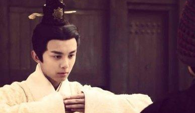 秦始皇到底有没有想过传位给胡亥 他继位的表现到底是什么样的