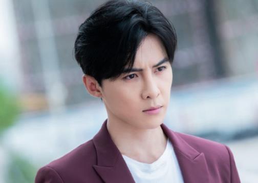 《山月不知心底事》沈居安到底喜欢章粤还是袁绣？