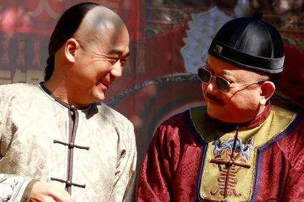 和珅的官职权利到底有多大 为何大小官员都如此讨好他呢