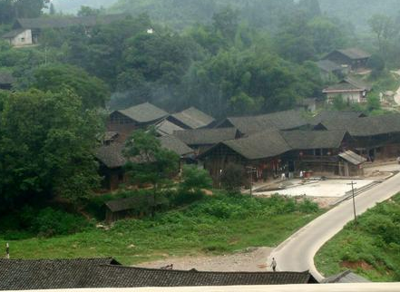 古代南方又不是有什么野兽 为何北方人会害怕去那里呢