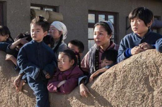 《国家孩子》主要讲的什么故事？