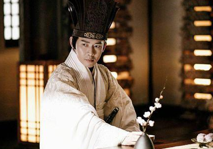 吕不韦为什么要一字换千金呢 他这么做到底是出于什么目的