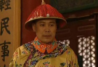 康熙为何要立二子胤礽为太子？胤礽如何打烂了一手好牌？