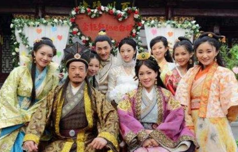 古代男人妻妾成群，妻与妾之间的关系男人要如何去维持？