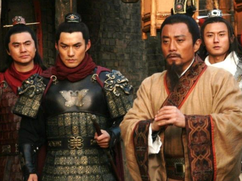 宋江和岳飞在宋朝是一个时期的吗？为什么岳飞不去打梁山？