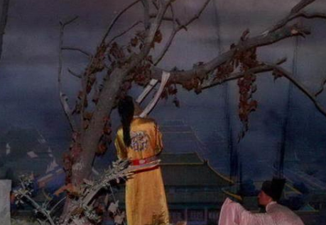 崇祯皇帝吊死的“歪脖子树”现在还好吗？清朝为什么要留下这棵树？