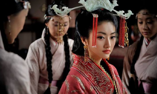 卫国出了商鞅吴起这样的文臣武将，为什么还是无法成为强国