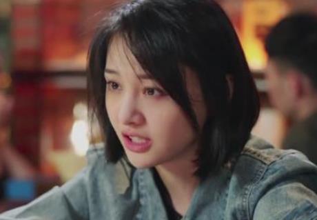 《青春斗》丁兰嫁给刘煜，晋小妮为什么大闹婚礼？
