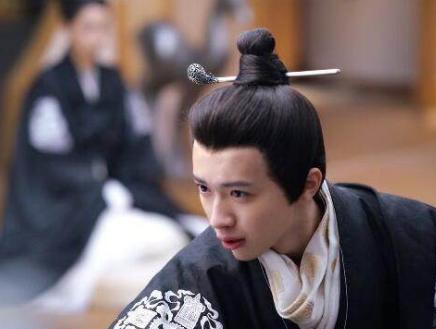 刘子业将姑姑刘英媚骗到宫里 却没有想到一去就再也没有出来了