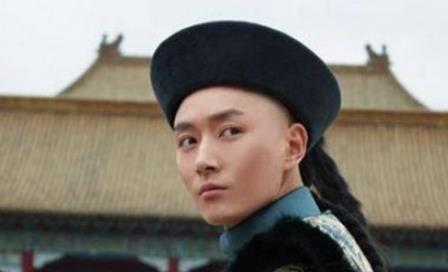 明清朝对皇族成员是怎么管控的？