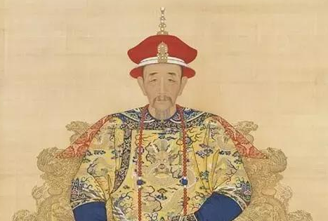 乾隆帝留下无数珍宝，百年之后付之一炬！是溥仪的错吗？