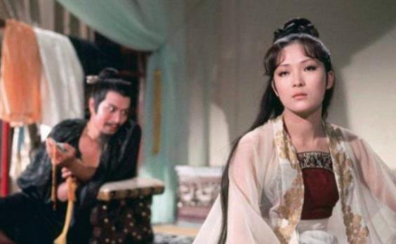 秦始皇受辱后，做了一件事让孔子背锅两千年