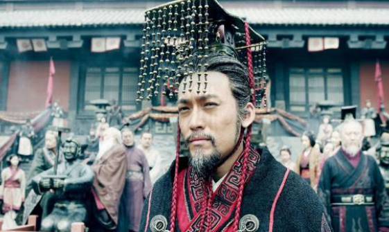 白起因拒绝出战被秦昭襄王赐死，那么为什么放过屡次犯错的范睢？