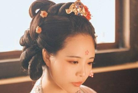 寿阳公主的梅花妆是怎么流行起来的？