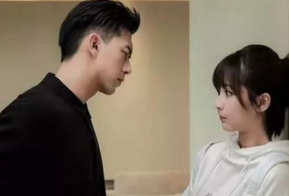 《亲爱的热爱的》李现是如何撑住男主人设的?