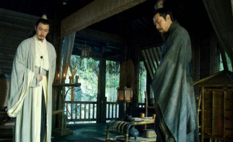 白帝城托孤后诸葛亮孤木难支，还好此时又出现一个&ldquo;镇北大将军&rdquo;！