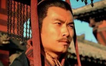 刘巴明明不喜欢刘备，为什么到最后却效命于他？