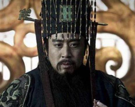 李严原本默默无闻，为什么一下子成仅次于诸葛亮的人物？