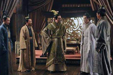 春秋时期的战争到底是什么样的 为何说是一种礼仪性质的呢