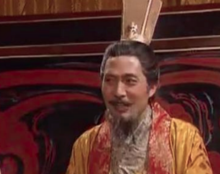 蜀国灭亡后，大批官员遭屠杀，只有牛人家人幸免于难
