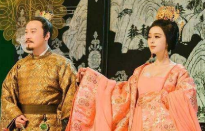 杨玉环受皇帝过分宠爱，为什么没有人骂她祸国殃民呢？