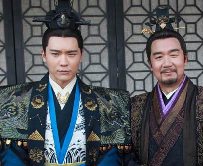 嫪毐为何会落到被车裂的下场 只因喝醉的时候说错了一句话