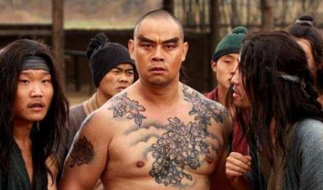 鲁智深的菜园子有多大?为什么能养二三十个泼皮？