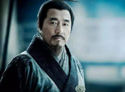 刘邦称帝设计弄死看了韩信 为什么会留下功高盖世的萧何呢