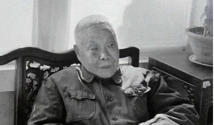 太监是个高危职业!晚上伺候嫔妃鞋子里竟然还要放东西?