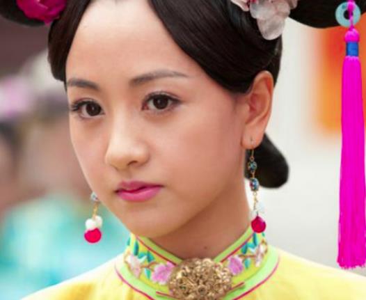 谦妃：雍正晚年最宠爱的妃子，小阿哥弘曕的生母