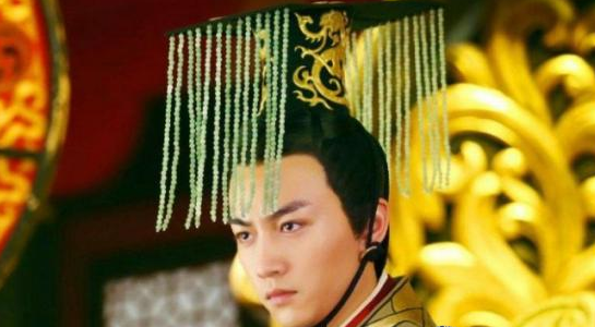 秦始皇创立王朝后,他是为何离世的?