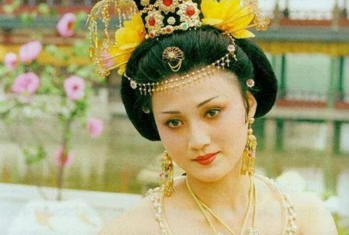 杨玉环为何能把唐玄宗迷得神魂颠倒？杨玉环凭什么如此受宠？