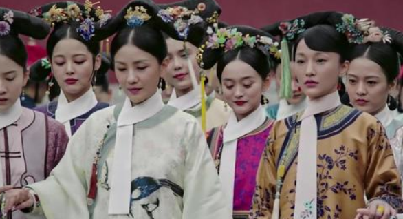 清朝后宫的嫔妃无趣时,做什么消磨时光?他们通常都干这3件事!
