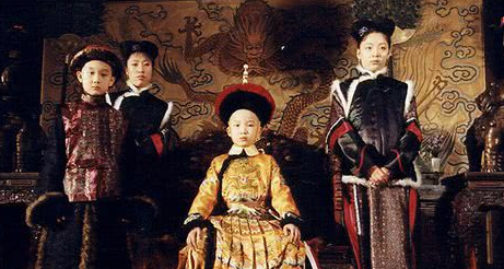 苏麻喇姑作为康熙最信任的人 为什么太监敢在她身上撒石灰呢