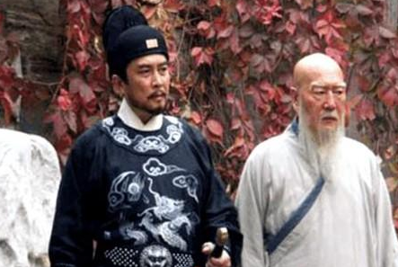 建文帝削藩失败的原因是什么？和汉武帝的推恩令有何差别？