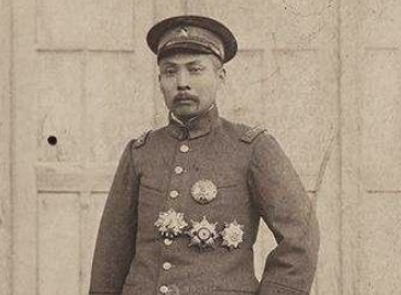 她连生四女主动为丈夫纳妾，最后丈夫却赶走四个小妾