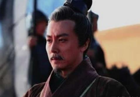 董卓怎么灭汝南袁氏全族的？阻挡仕途的人都铲除