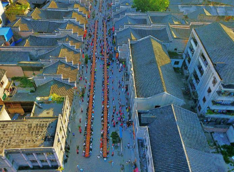 庸国是谁建立的？是在现在的什么位置