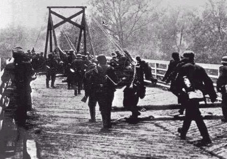 一战二战中还有没参战的国家吗？没参战的国家都在做什么