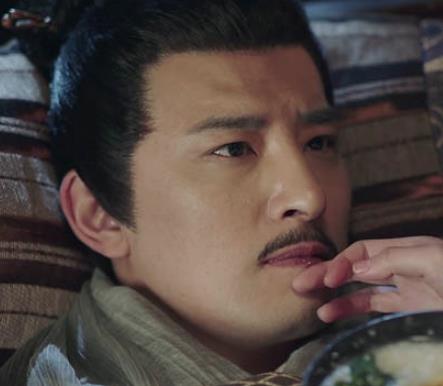 《新倚天屠龙记》张无忌成明教教主，杨不悔和殷六侠什么关系？