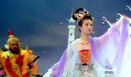 嫦娥只是一个舞女，那广寒宫真正的主人是谁？