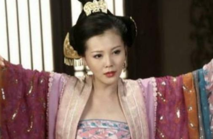 薛嫔死的到底有多惨 当着众人的面分尸骨头做成琵琶