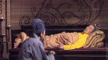 刘备临死前为什么会提到马谡 难道仅仅是巧合吗