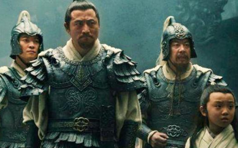 孙策为什么传位给孙权？真相是什么